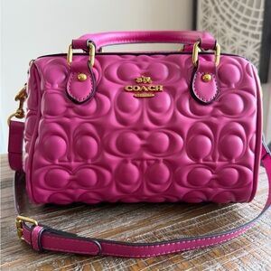 **Read description **Viral COACH Pink Quilted Signature Satchel Bag